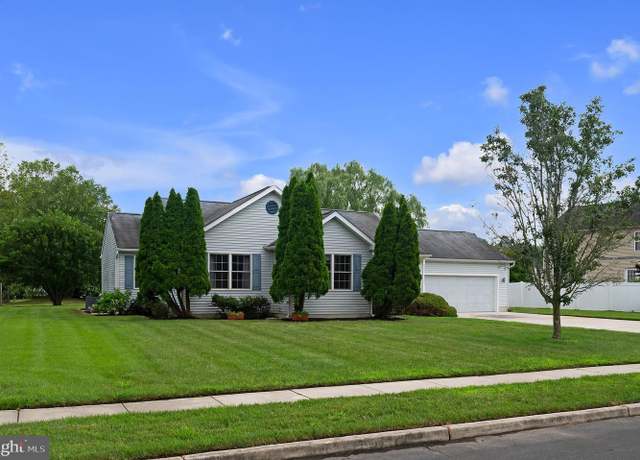 Property at 2233 Musterel Ln, Vineland, NJ 08361, 3 beds, 2 baths