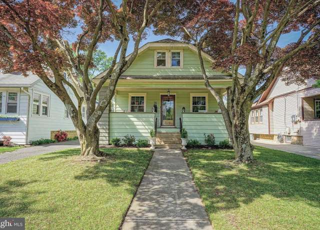 Property at 76 Manor Ave, Oaklyn, NJ 08107, 3 beds, 1.5 baths