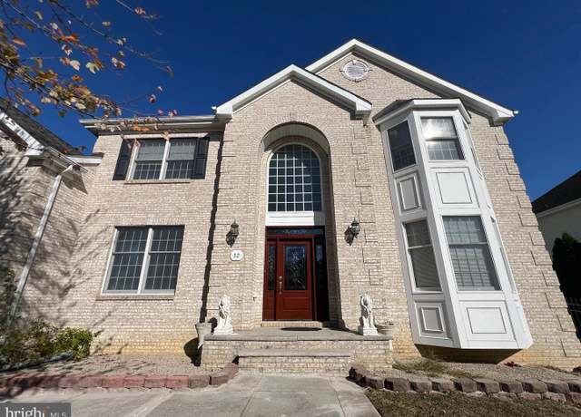 Property at 32 Vicari Way, Tuckerton, NJ 08087, 5 beds, 4 baths