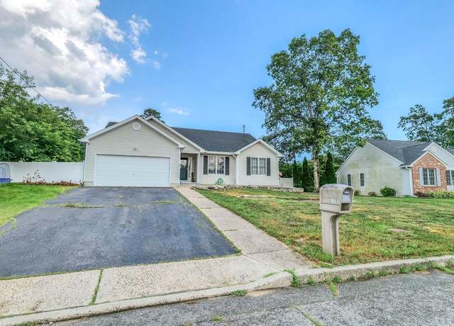 Property at 139 Flipper Ave, Manahawkin, NJ 08050, 3 beds, 2 baths