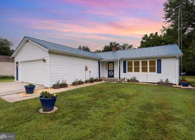Property at 9 Howard Dr, East Berlin, PA 17316, 3 beds, 1.5 baths