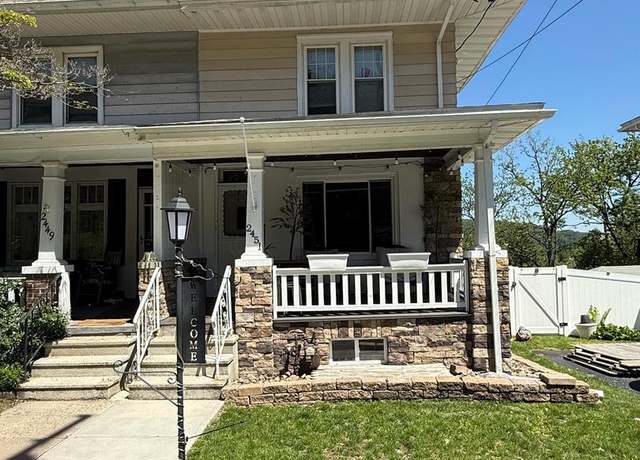 Property at 2451 Fairview Ave, Reading, PA 19606, 3 beds, 1.5 baths