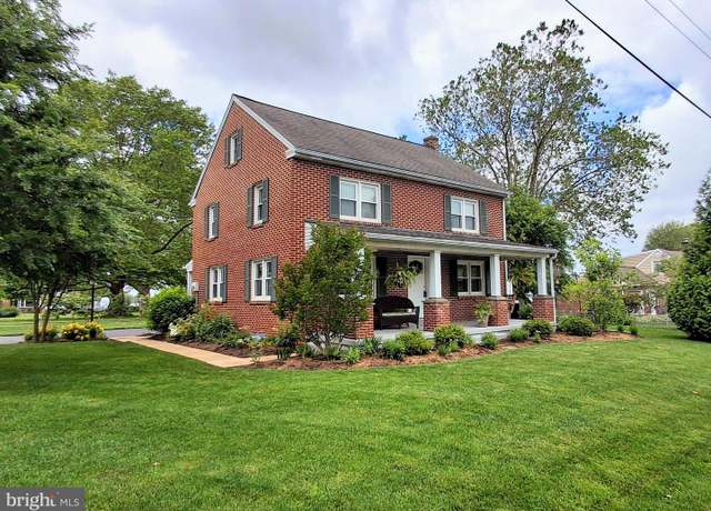 Property at 5 Plank Ave, Willow Street, PA 17584, 4 beds, 1.5 baths
