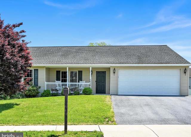 Property at 2240 Nancy Lee Ave, Lebanon, PA 17042, 4 beds, 2 baths