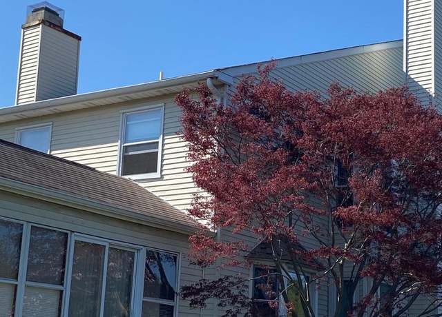 Property at 101 Jonathan Dr, North Wales, PA 19454, 4 beds, 3.5 baths
