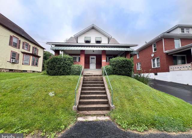 Property at 512 Electric Ave, Lewistown, PA 17044, 3 beds, 1.5 baths
