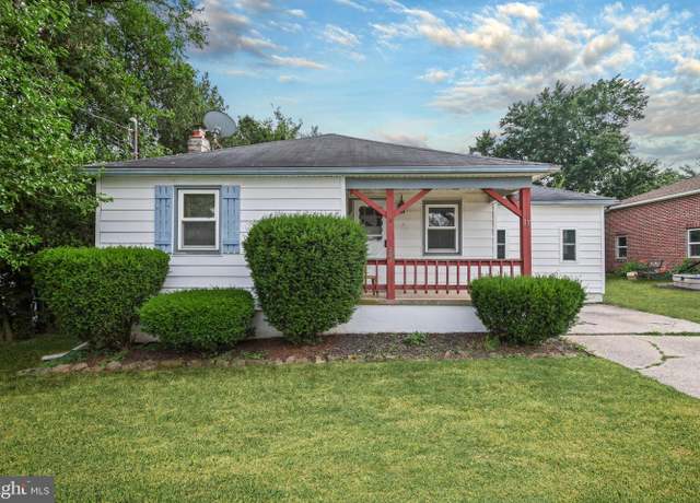 Property at 17 Schoolhouse Ln, Windsor, PA 17366, 3 beds, 1 bath