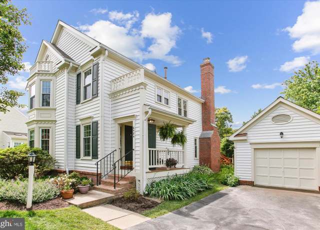 Property at 6584 Forsythia St, Springfield, VA 22150, 3 beds, 3.5 baths
