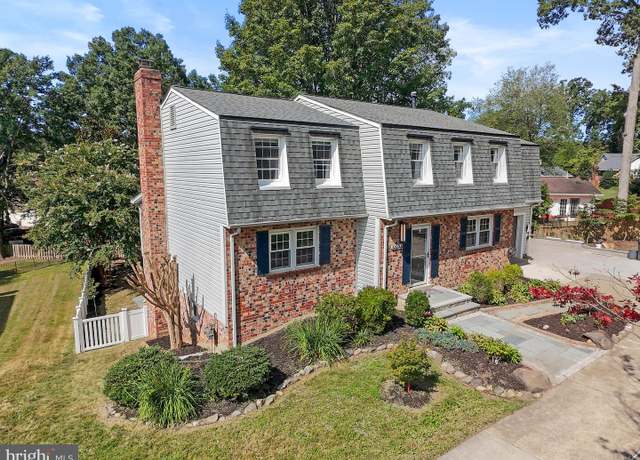 Property at 10429 Headly Ct, Fairfax, VA 22032, 5 beds, 4.5 baths