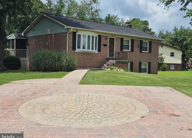 Property at 14894 Cordell Ave, Woodbridge, VA 22193, 4 beds, 2.5 baths
