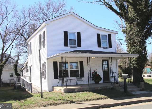 Property at 308 Washington Ave, Colonial Beach, VA 22443, 3 beds, 2 baths