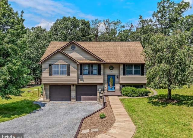 Property at 158 Phoebe Ln, Berkeley Springs, WV 25411, 4 beds, 3 baths