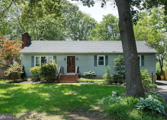 Property at 7810 Cypress Landing Rd, Severn, MD 21144, 3 beds, 2 baths