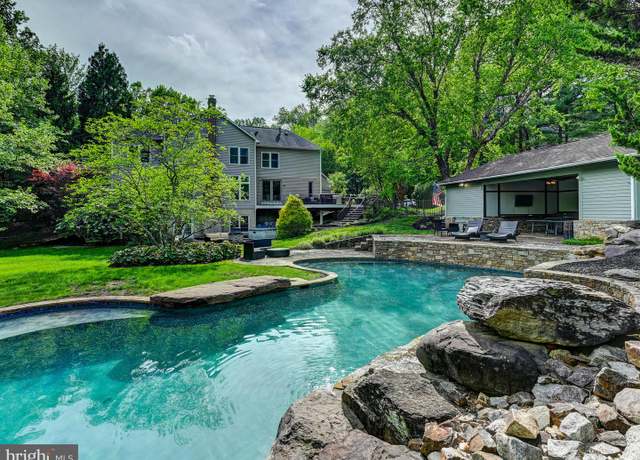 Property at 3011 Susanne Ct, Owings Mills, MD 21117, 5 beds, 6 baths