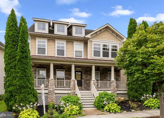 Property at 23819 Burdette Forest Rd, Clarksburg, MD 20871, 5 beds, 4.5 baths
