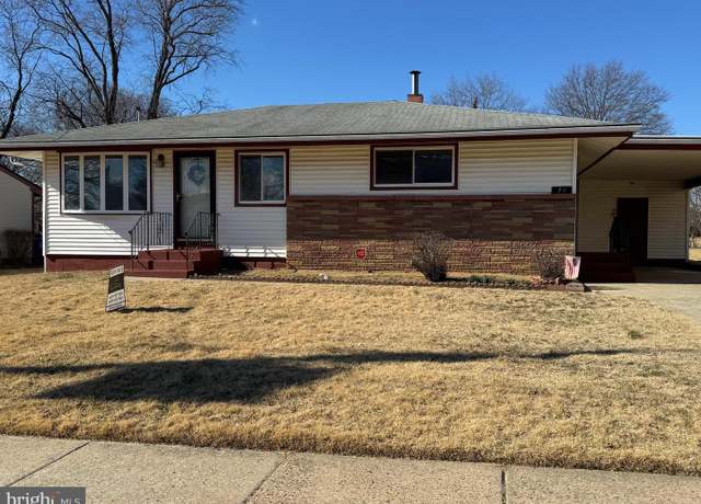 Property at 10 Larchmont Dr, Burlington, NJ 08016, 3 beds, 1 bath