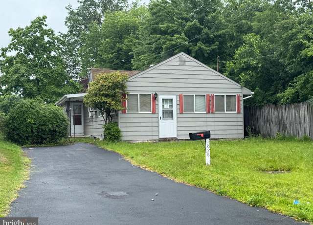Property at 1625 5th St, Ewing, NJ 08638, 2 beds, 1 bath