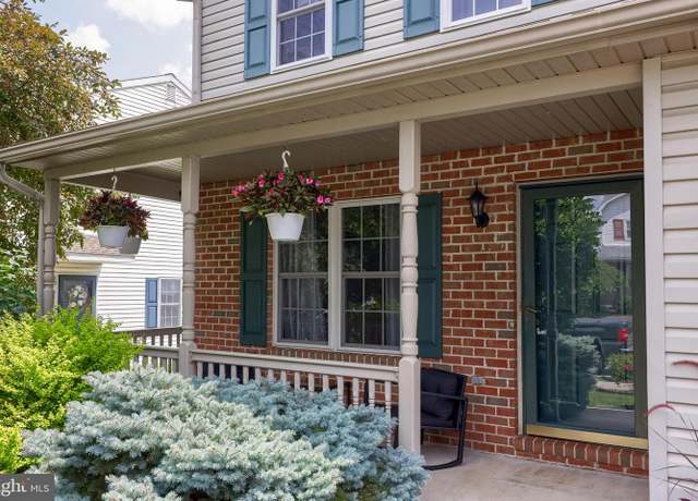 Property at 105 Bainbridge Cir, Reading, PA 19608, 3 beds, 2.5 baths