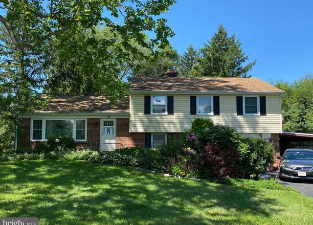Property at 1634 Highpoint Ln, Aston, PA 19014, 3 beds, 2 baths