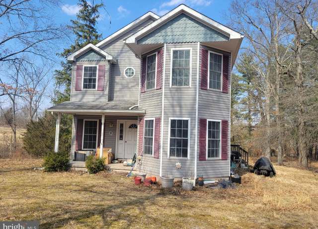 Property at 1303 Glasgow St, Pottstown, PA 19464, 3 beds, 2.5 baths