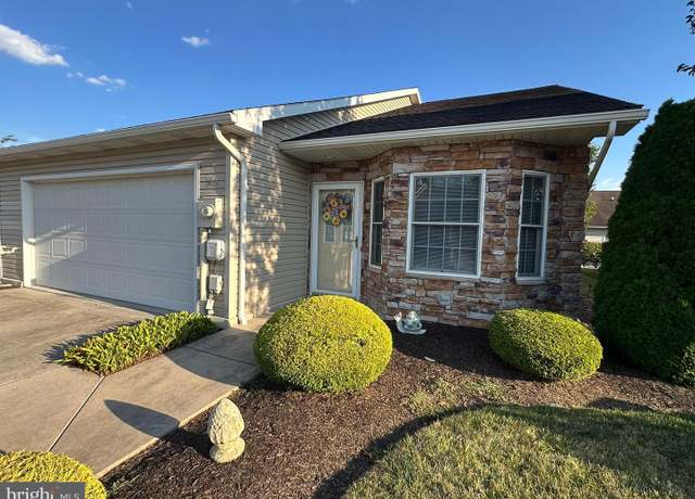 Property at 516 Parkview Ln #134, Hanover, PA 17331, 2 beds, 2 baths