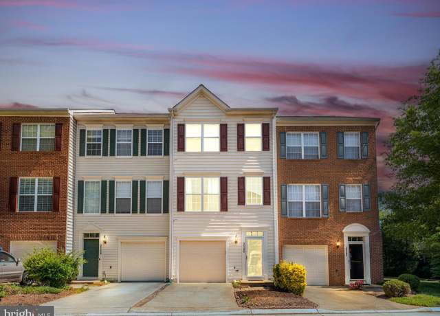 Property at 20260 Brookview Sq, Ashburn, VA 20147, 3 beds, 3 baths