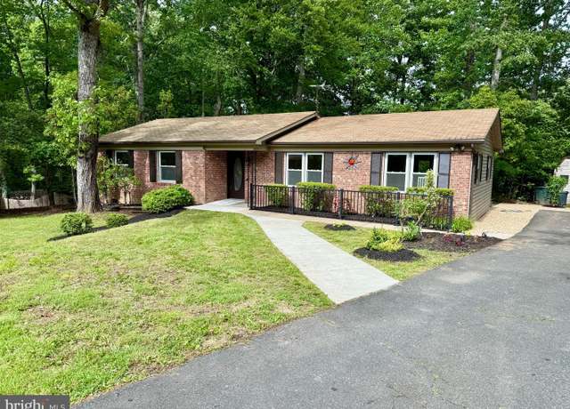 Property at 19 Greenridge Dr, Stafford, VA 22554, 3 beds, 2 baths