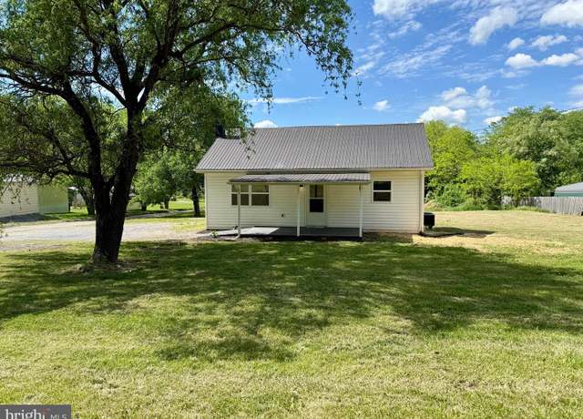 Property at 168 Presbyterian Church Rd, Hedgesville, WV 25427, 2 beds, 1 bath