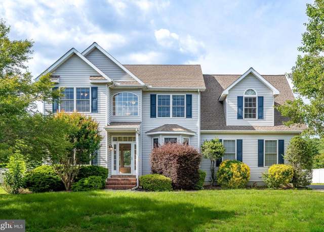 Property at 217 Marions Way, Felton, DE 19943, 4 beds, 2.5 baths