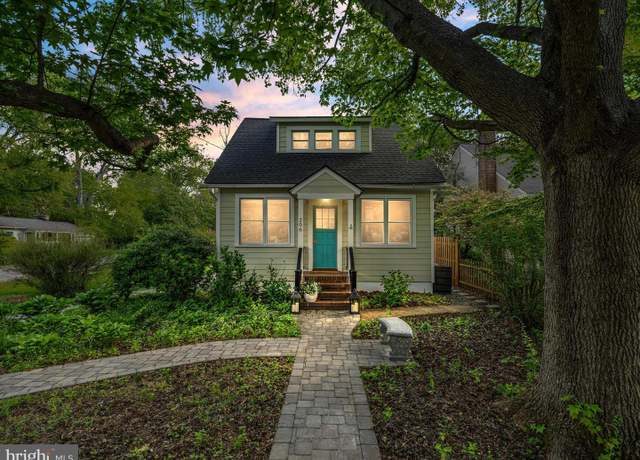 Property at 206 Shiley St, Annapolis, MD 21401, 2 beds, 2.5 baths