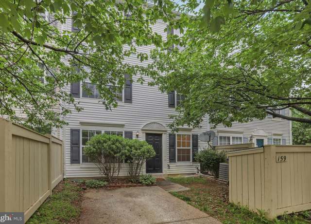 Property at 159 Heathfield Dr, Frederick, MD 21702, 3 beds, 2.5 baths