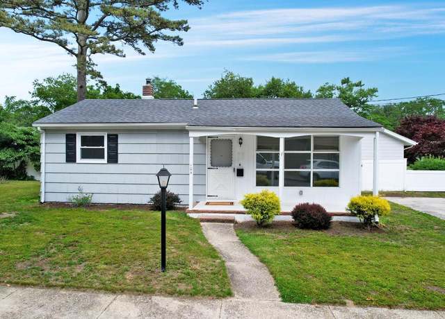 Property at 104 Austin Ave, Absecon, NJ 08201, 2 beds, 1 bath