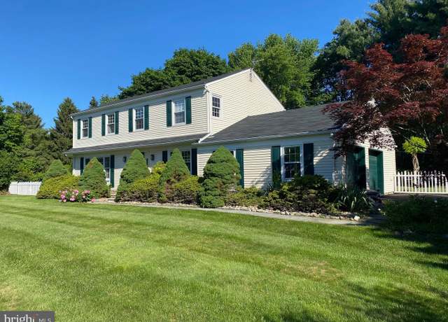 Property at 37 Flintlock Dr, Long Valley, NJ 07853, 4 beds, 2.5 baths