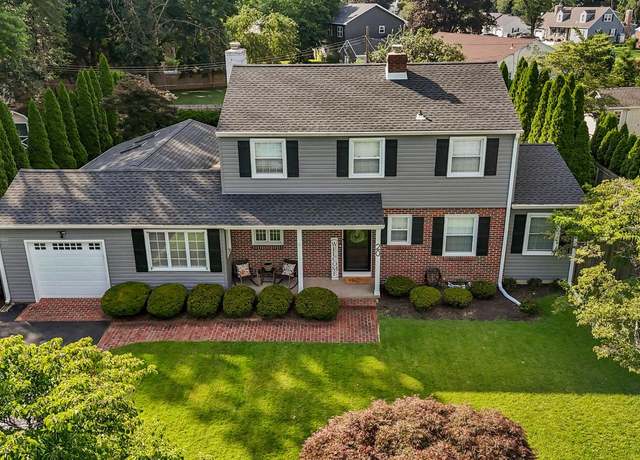 Property at 20 Glen Dr, Yardley, PA 19067, 5 beds, 2.5 baths