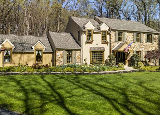 Property at 1054 Kerwood Rd, West Chester, PA 19382, 4 beds, 2.5 baths