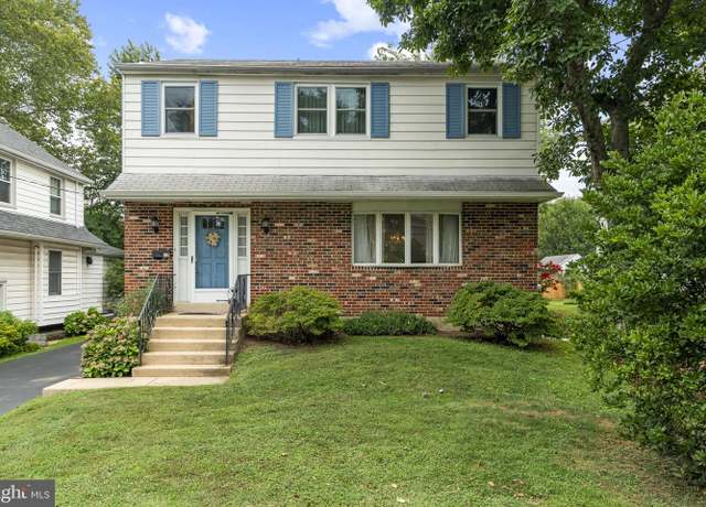 Property at 32 E Benedict Ave, Havertown, PA 19083, 4 beds, 2.5 baths