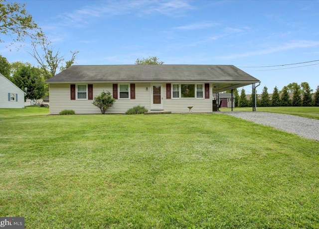 Property at 2377 Hultzapple Dr, Chambersburg, PA 17201, 3 beds, 1 bath