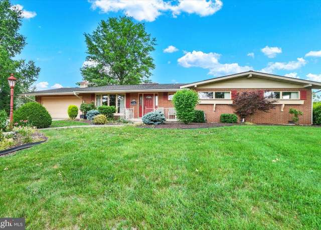 Property at 2901 Sunset Dr, Dallastown, PA 17313, 3 beds, 2.5 baths