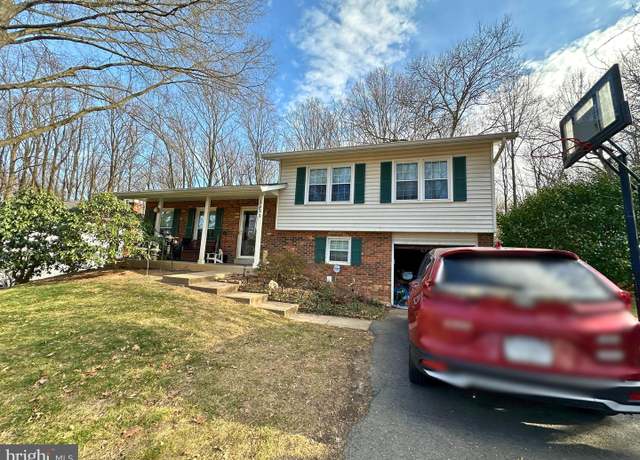 Property at 9923 Wooden Dove Ct, Burke, VA 22015, 4 beds, 2 baths