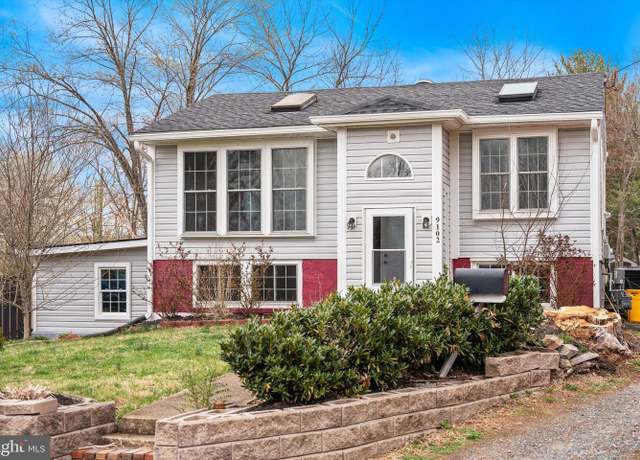Property at 9102 Amherst Ct, Manassas, VA 20111, 3 beds, 2 baths