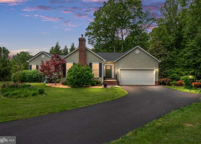 Property at 13615 Fox Chase Ln, Spotsylvania, VA 22553, 4 beds, 2.5 baths