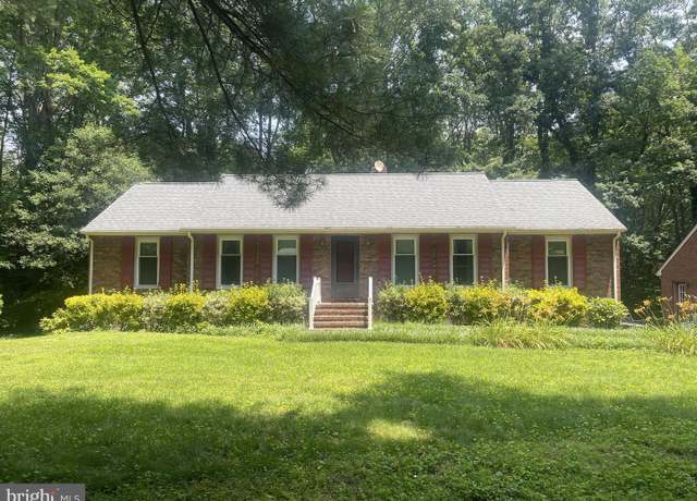 Property at 303 Monroe St, Montross, VA 22520, 3 beds, 3 baths