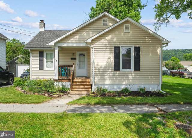 Property at 341 N Bolton St, Romney, WV 26757, 2 beds, 1 bath