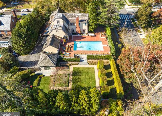Property at 2927 44th St NW, Washington, DC 20016, 6 beds, 6 baths
