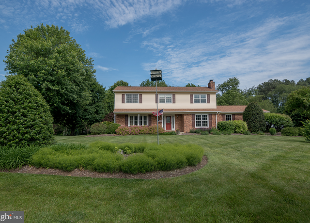 Property at 65 White Bark Dr, Middletown, DE 19709, 4 beds, 2.5 baths