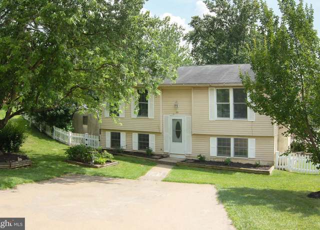 Property at 89 Hook Rd, Westminster, MD 21157, 3 beds, 2 baths