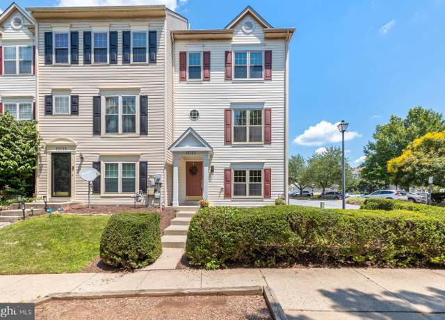Property at 12133 Amber Ridge Cir, Germantown, MD 20876, 3 beds, 2.5 baths