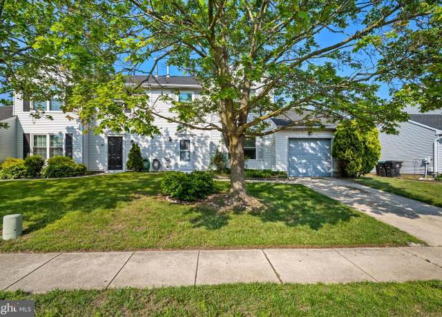 Property at 22 Old Orchard Dr, Sicklerville, NJ 08081, 3 beds, 1.5 baths