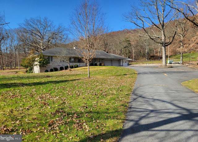 Property at 133 Morral Dr, Everett, PA 15537, 4 beds, 3 baths