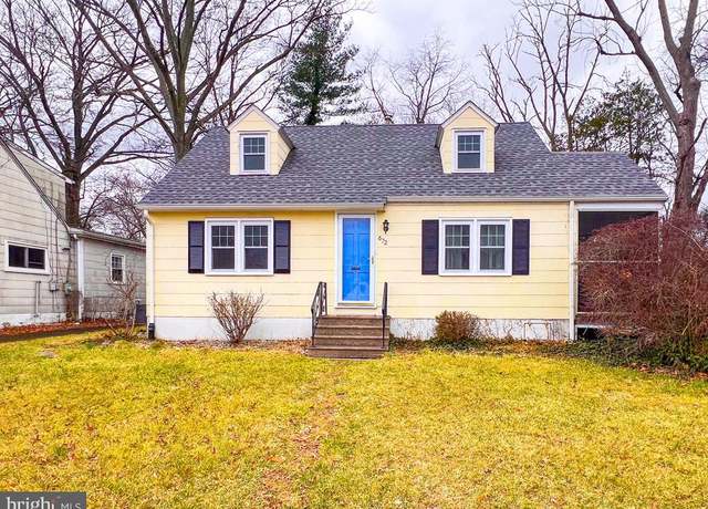 Property at 672 Osborne Ave, Morrisville, PA 19067, 3 beds, 1 bath